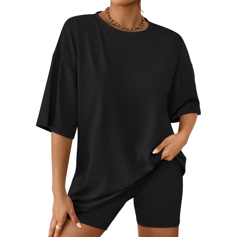 Black Set Women's Tee and Shorts